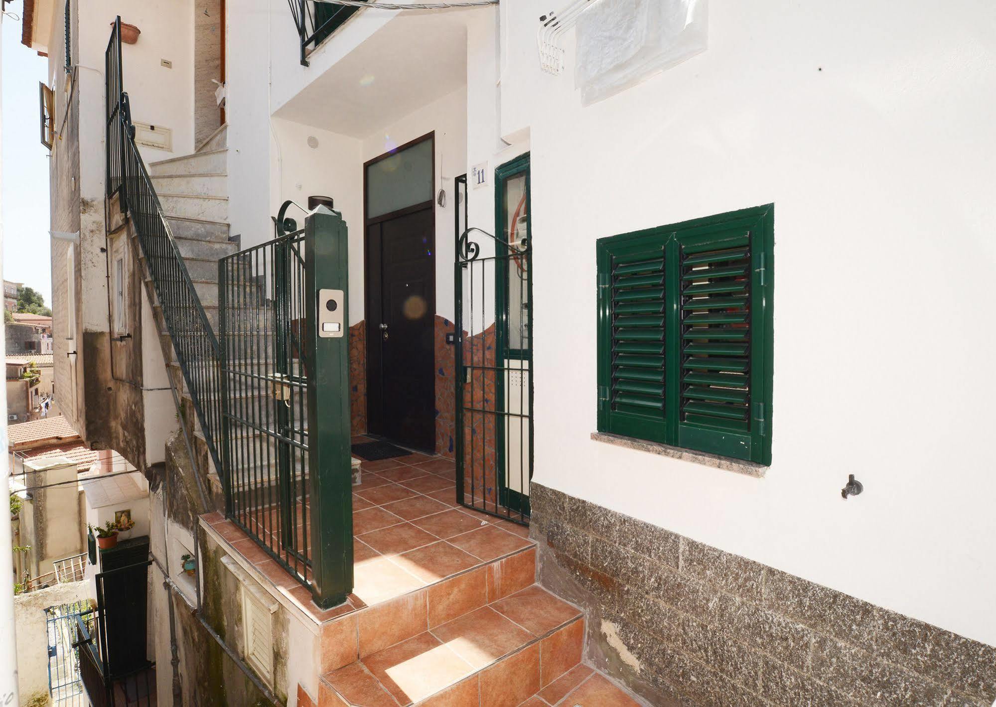 La Rosa Dei Venti - Cetara Bed & Breakfast Bagian luar foto